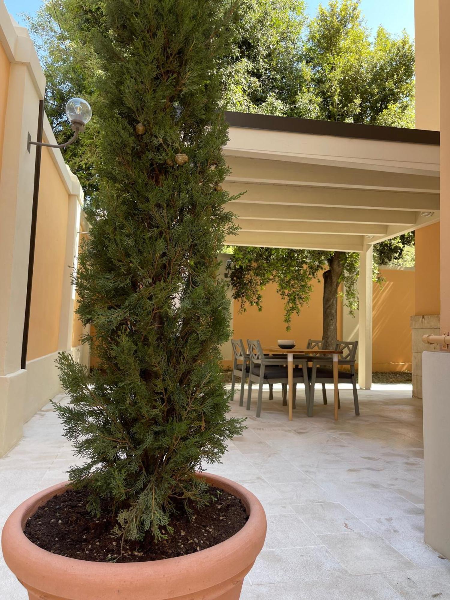 Hotel Palazzo Pitagora Taranto Exterior foto