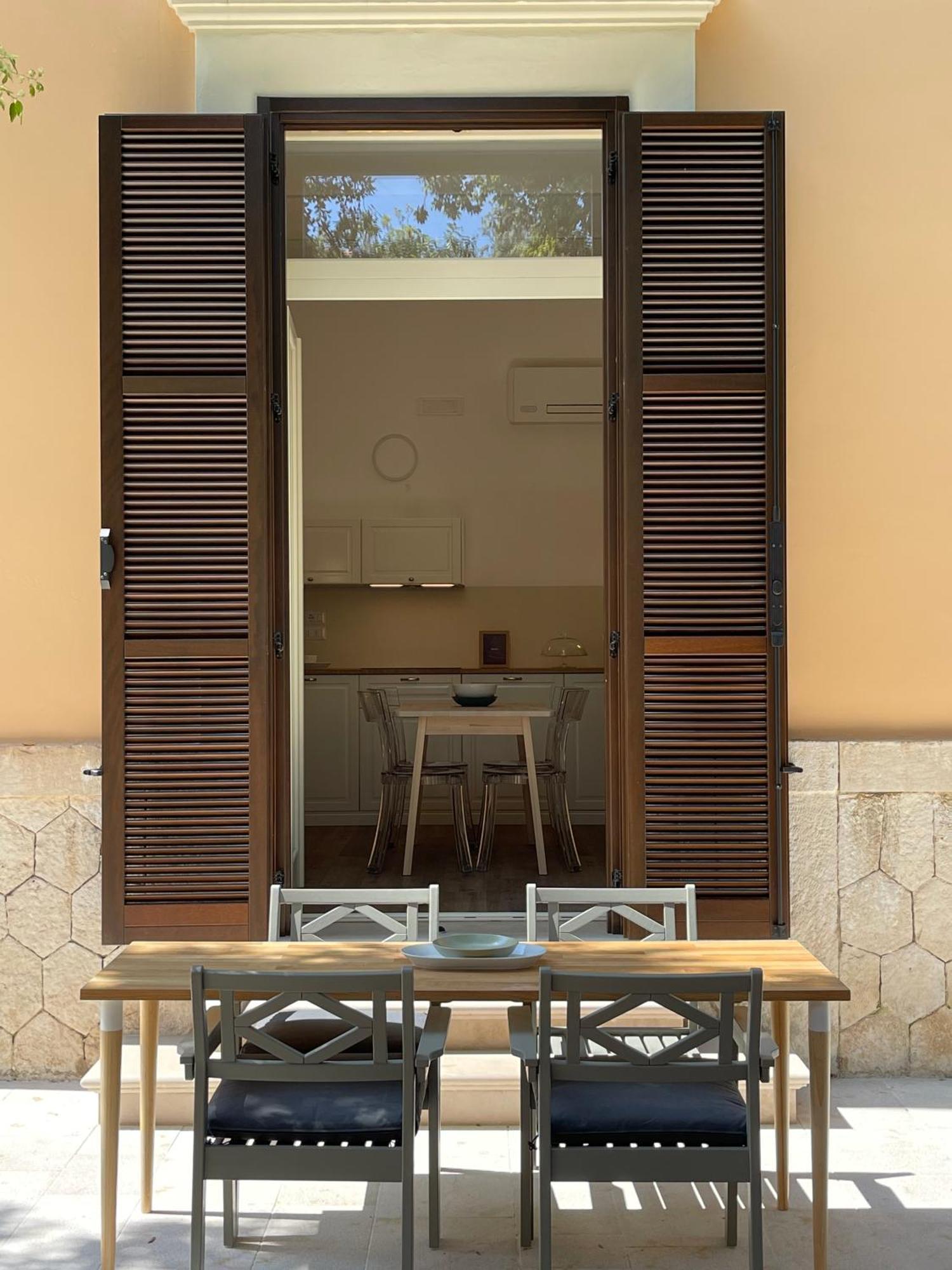Hotel Palazzo Pitagora Taranto Exterior foto